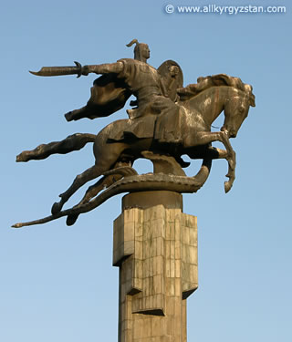 Памятник Манасу в Бишкеке